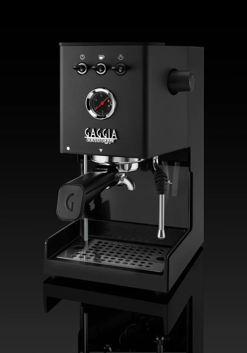 Gaggia Classic UP Siebträgermaschine mit TFT-Display, Manometer und Dual-PID-Steuerung