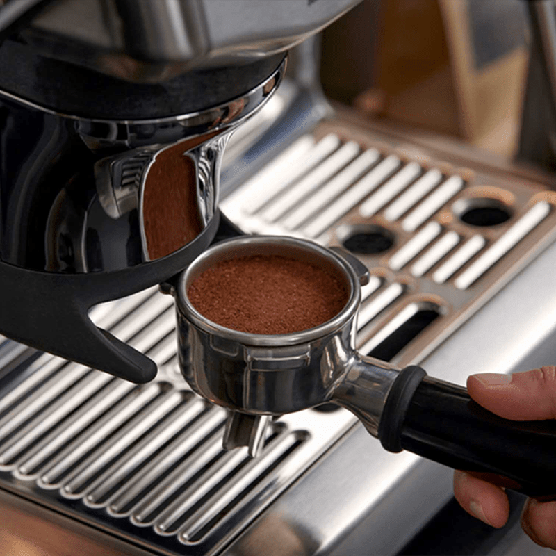 Sage Barista Express Impress Espressomaschine mit integriertem Mahlwerk in Silber