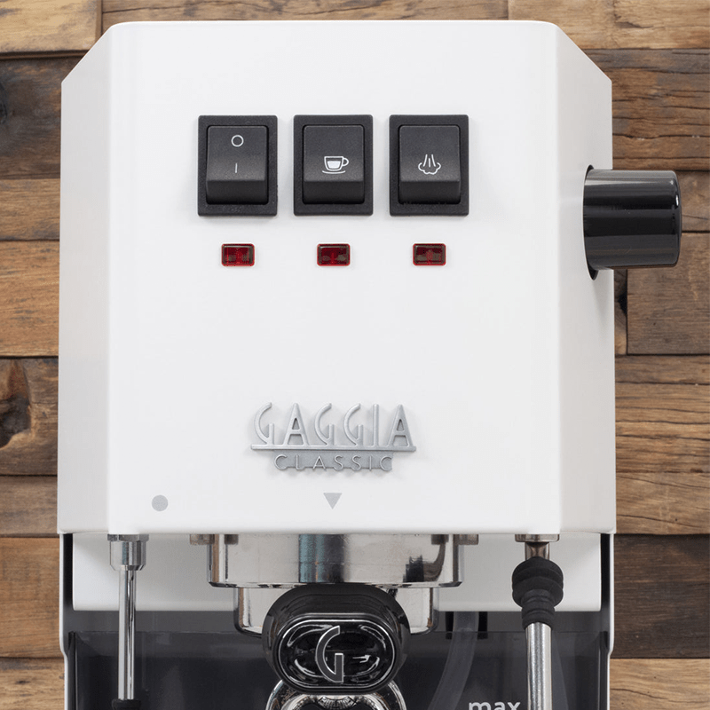 Gaggia Classic E24 Siebträgermaschine in gebürstetem Edelstahl mit 58mm-Siebträger