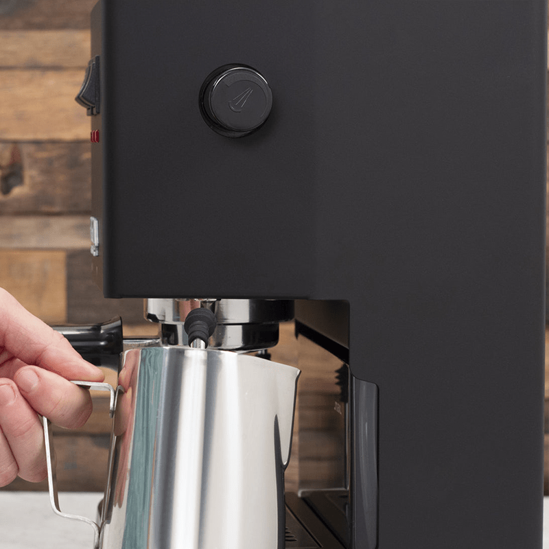Gaggia Classic E24 Siebträgermaschine in gebürstetem Edelstahl mit 58mm-Siebträger