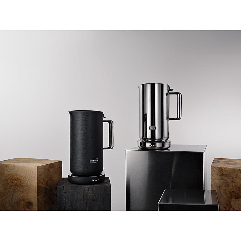 Aarke Wasserkocher in Matte Black mit LED-Temperaturanzeige und variabler Temperaturwahl