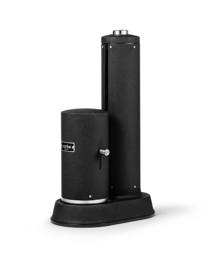Aarke Carbonator Pro Wassersprudler in Schwarz mit Glasflasche