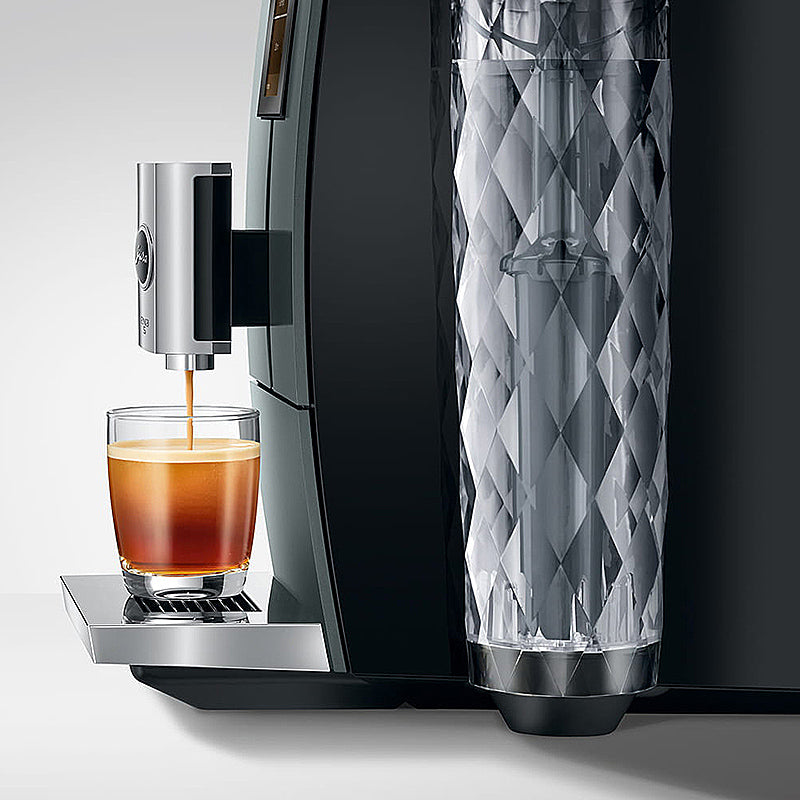 JURA ENA 5 Night Inox Kaffeevollautomat in Edelstahl-Optik mit Touch-Display und höhenverstellbarem Auslauf